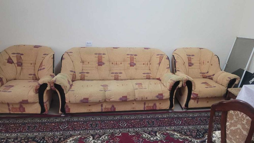 Продам хорошию мебель