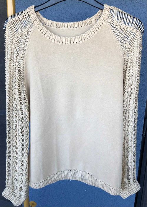 Pulover crem cu accente aurii