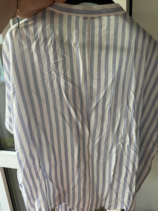 Cămașă / Bluză damă Orsay cu dungi bleu-alb, decolteu în V și legătură în talie (Tie-front) – Mărimea [L]