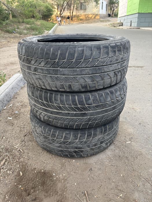 Продам R15 покрышки