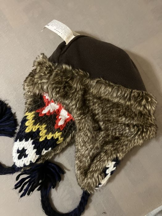 Нова шапка- Zara