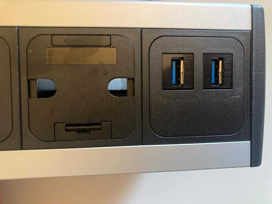 Netbox Focus разклонител с USB