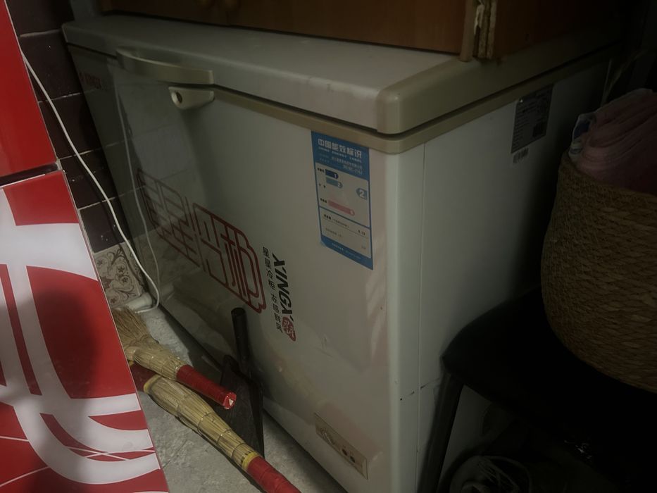 продам морозильник почти новый