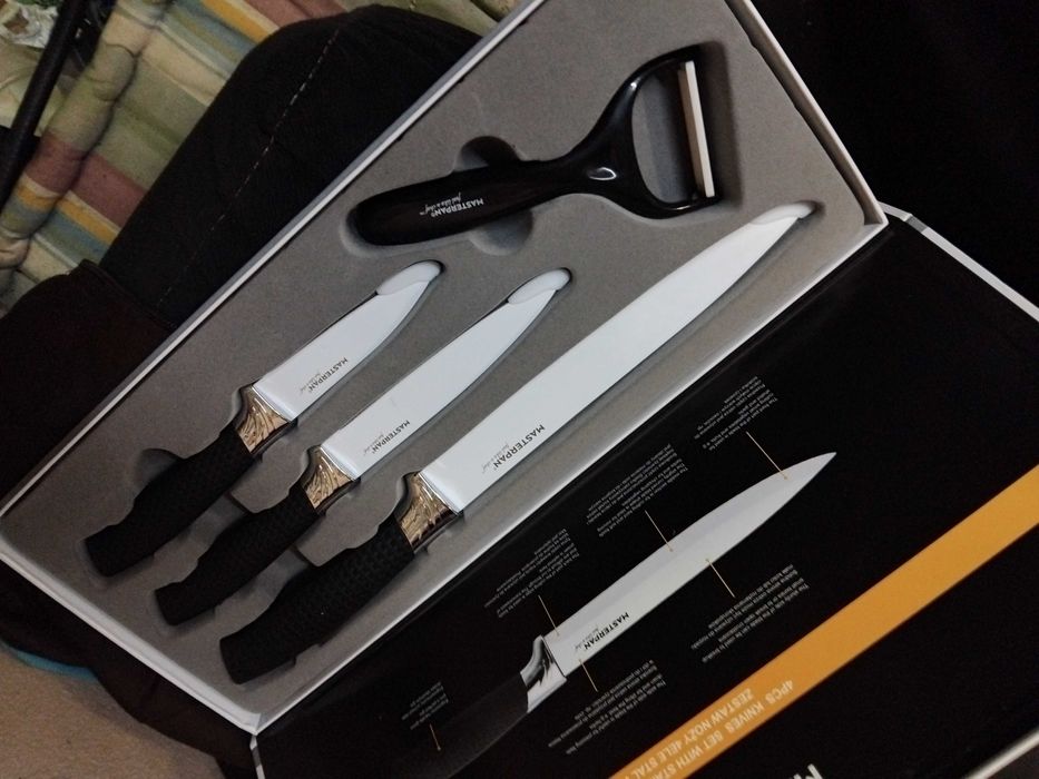 Комплект керамични ножове 2бр за 50