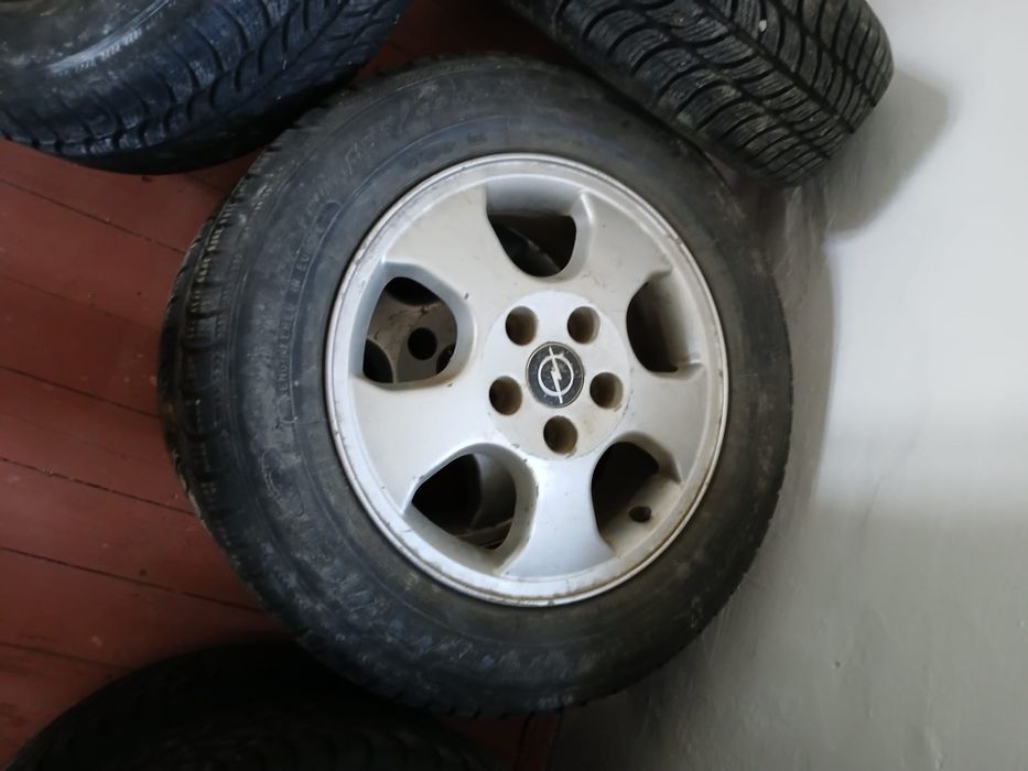 Roți complete iarna