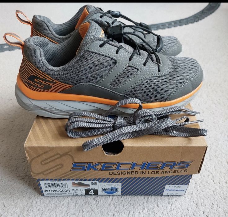Adidași băieți 36 skechers