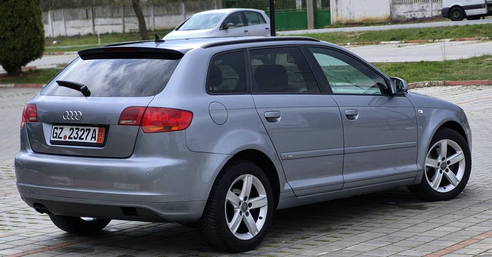 Audi a3 2.0 tdi 140 cp 3 x sline