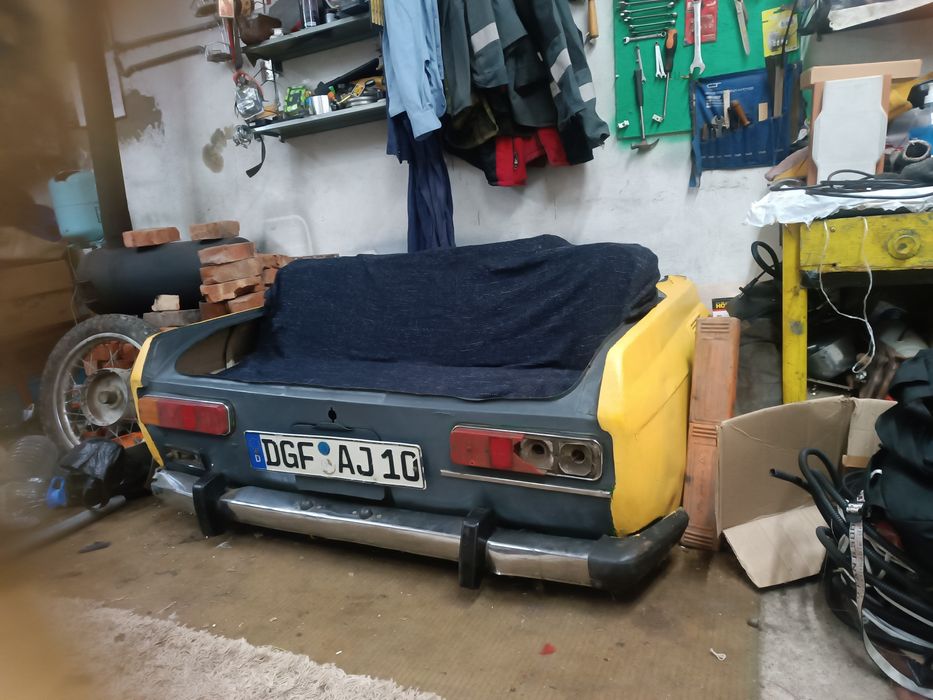 Продам авто диван