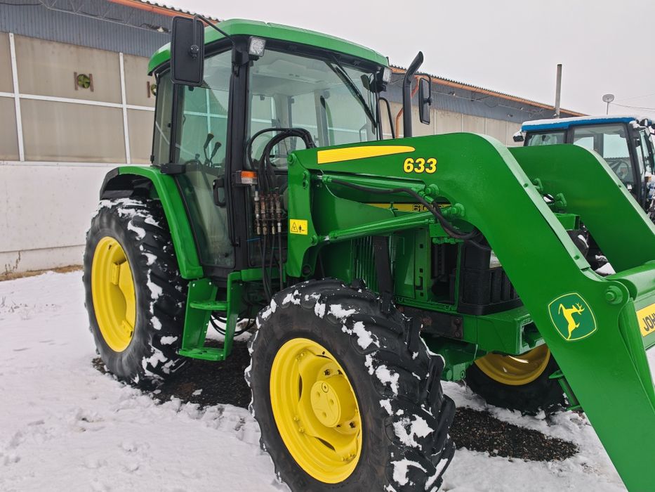 Tractor John Deere 6010 cu încărcător frontal