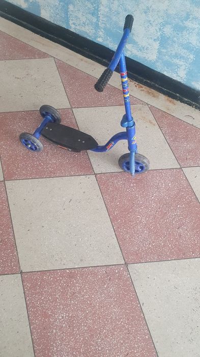 Trotineta copii albastra