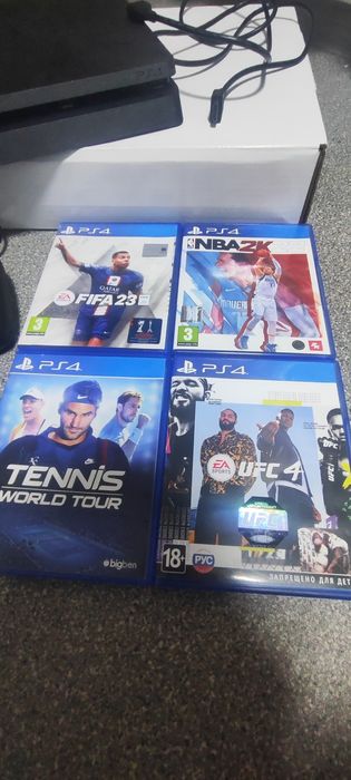 Sony Playstation slim 4 + 4 диска