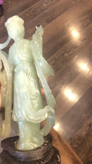 Статуя от Нефрит зелен.Китайска от средата на 20век