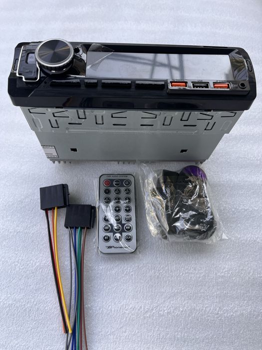 Магнитола автомобильная