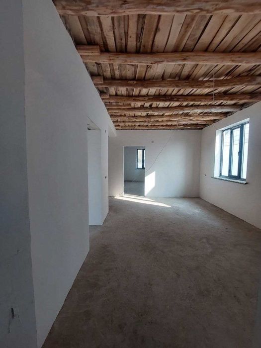 Киргилида ховли уй сотилади