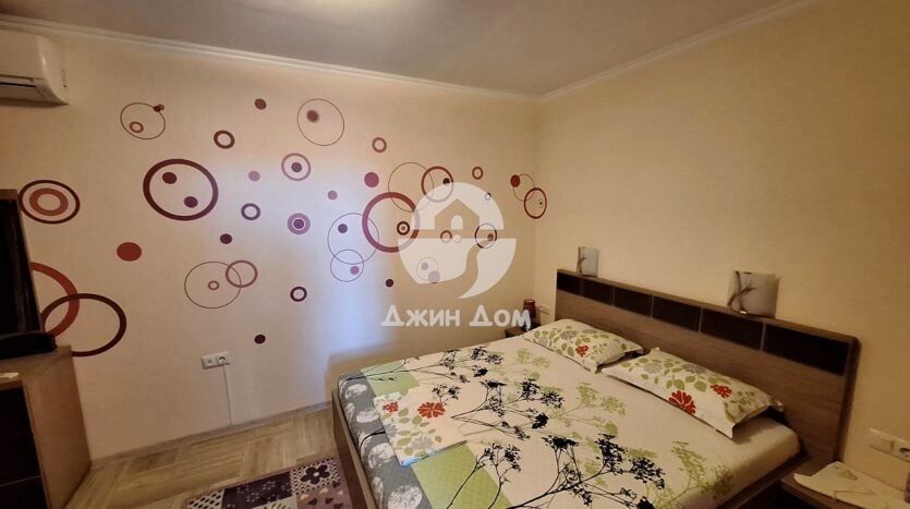 Двуетажна къща с ГЛЕДКА МОРЕ в м-т Буджака, гр. Созопол