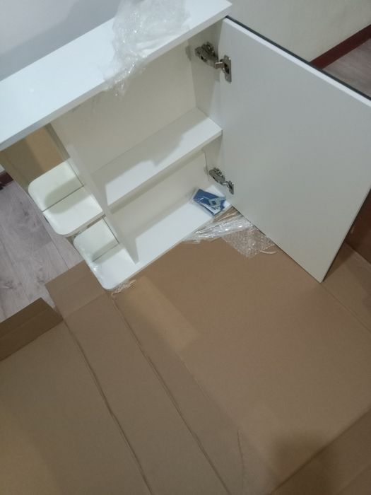 Продам шкаф для ванной комнаты