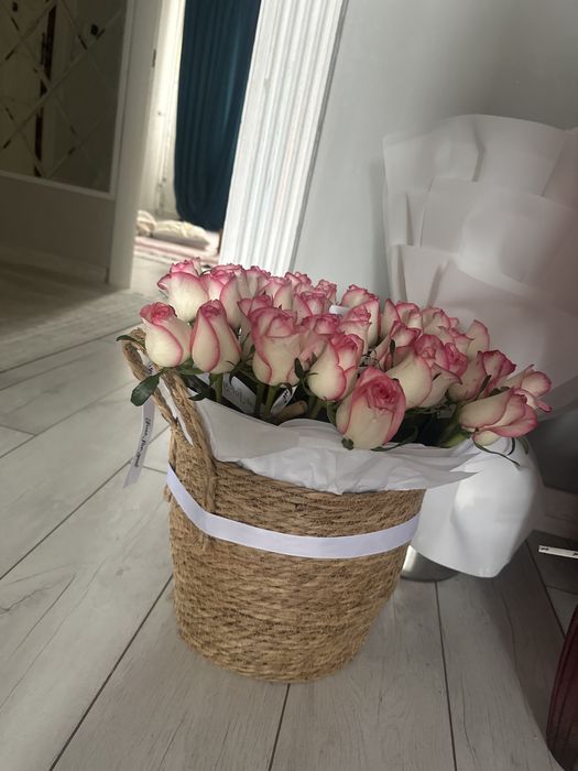 Цветы корзинада свежие