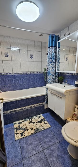 Vand apartament 4 camere superb, centrala termica - direct PROPRIETAR- 0723551589