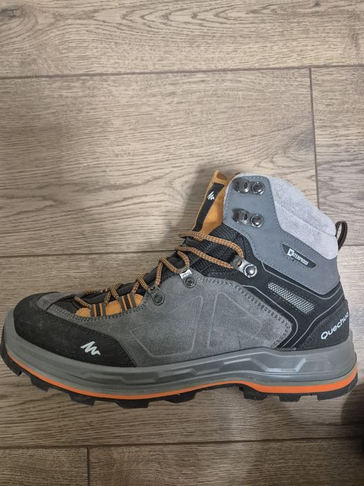 Vand bocanci waterproof Quechua