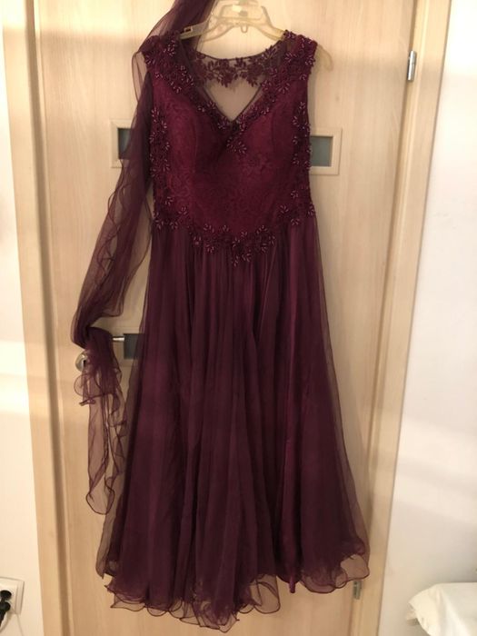 Vand rochie de ocazie