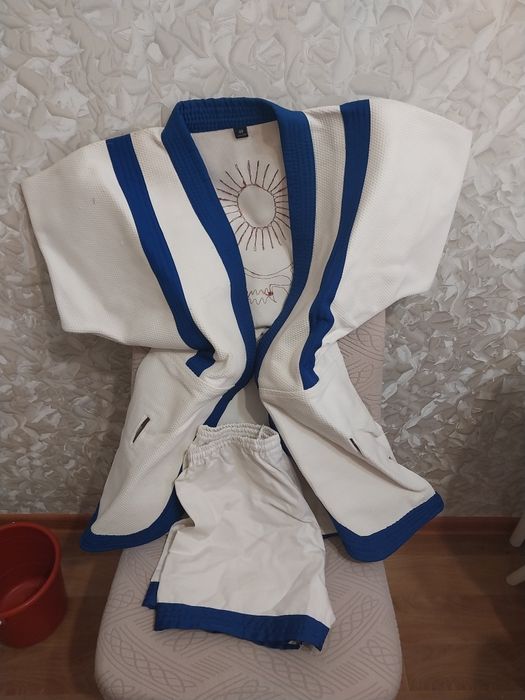ПРОДАЕТСЯ новое кимано