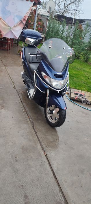 Suzuki burgmann 400 2003