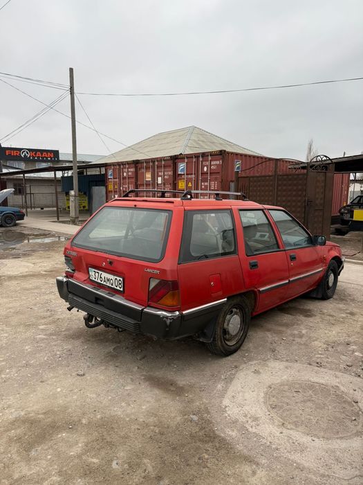 Продам митсубишн Лансер ,1987,