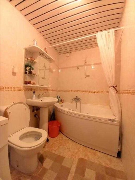 Дава се под наем Двустаен апартамент в София, Стрелбище - 67 кв.м за 459 € - Снимка #2