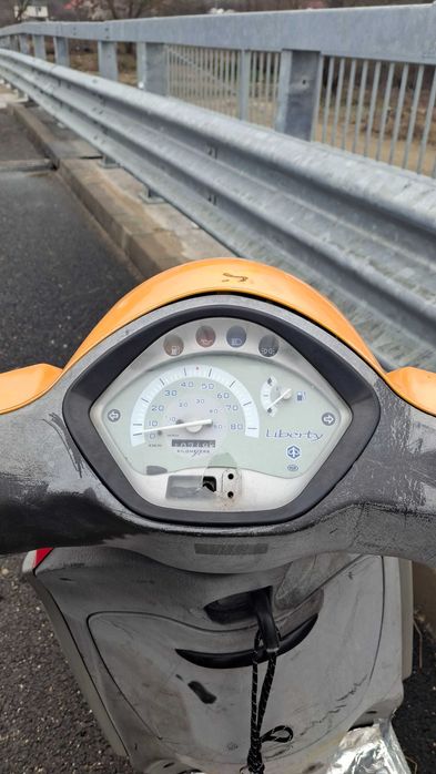 Vând scuter Piaggio 80cc