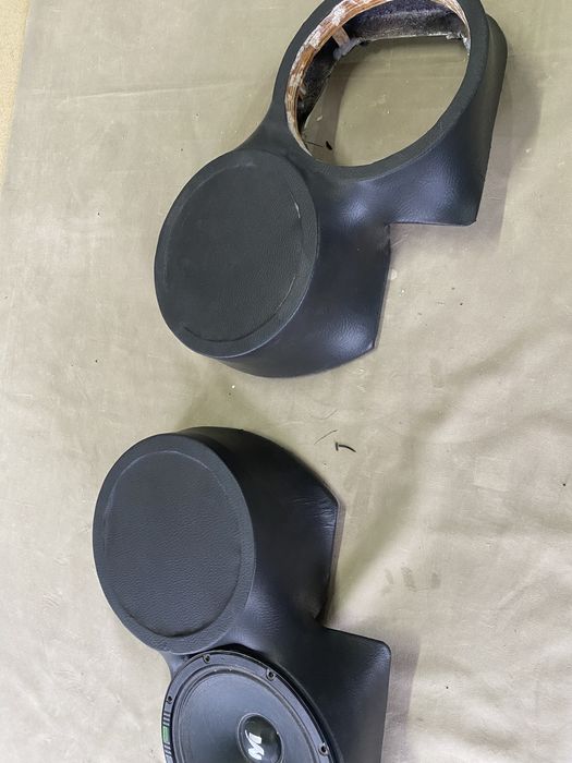 Продам новые подиумы ауди 100с4