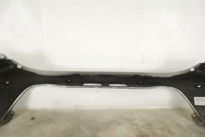 Оригинална задна броня със сензори в добро състояние Тойота Корола / T