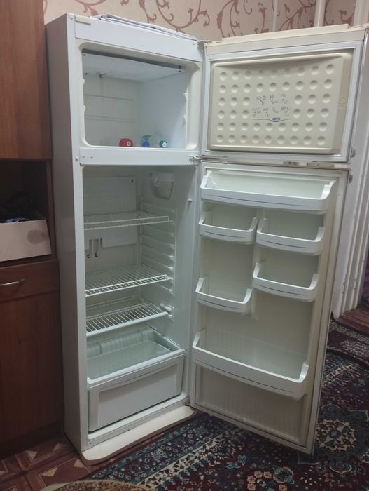 Xolodilnik VESTEL 317letrlik. faqat mator qo'ydirish kerak!
