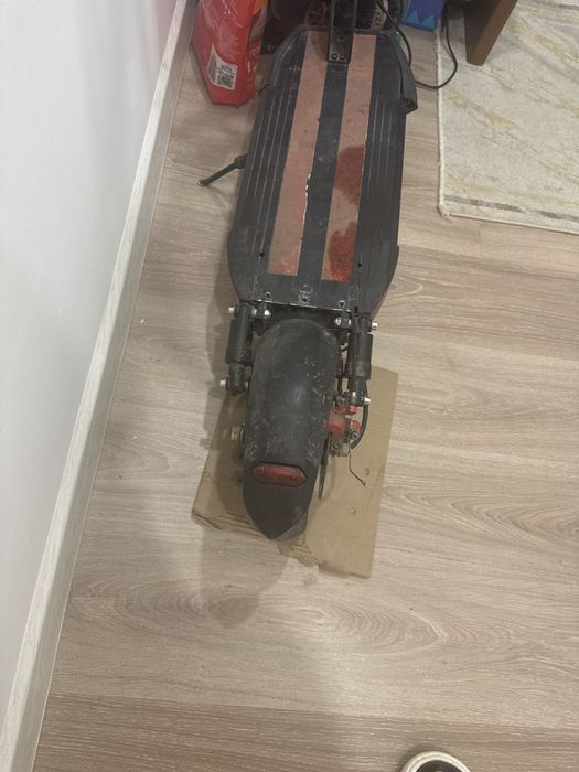 Прадается сомакат хуго  М4