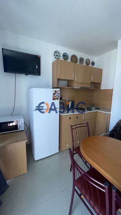 Продава се Двустаен апартамент в к.к. Слънчев бряг - 48 кв.м за 702 €/кв.м - Снимка #9