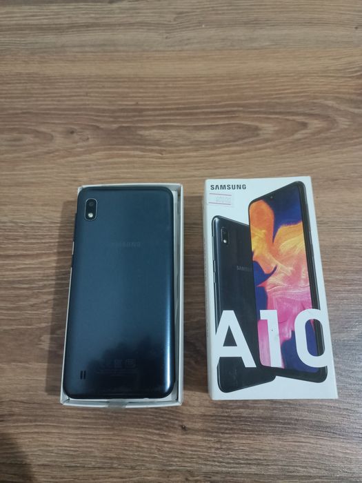Samsung Galaxy A10 с коробкой и документами