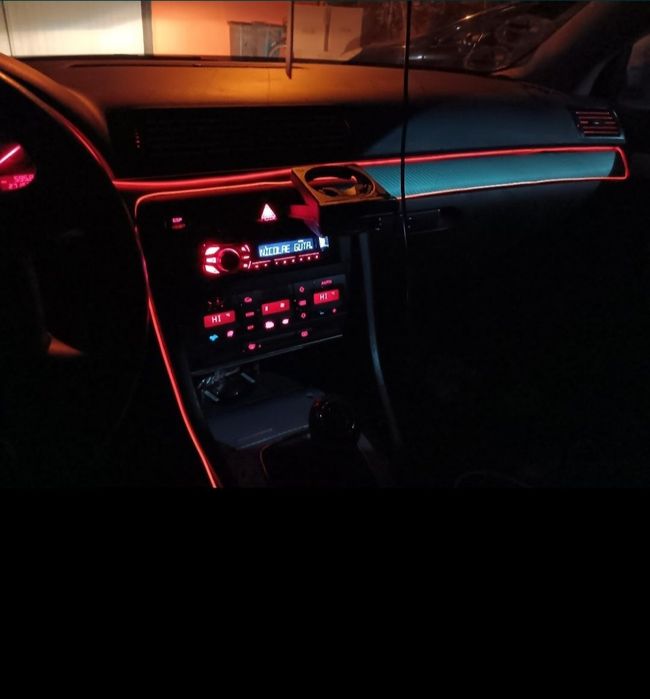 Vand audi a4 b6 1.6 benzina