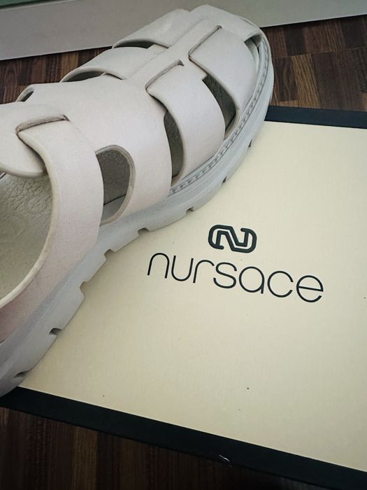 Летние босоножки NURSACE