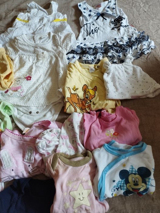 Лот бебешки дрешки за 0-3,3-6 месеца (24 броя)