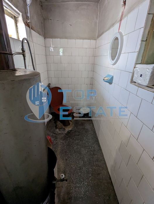 Две автентични къщи в град Елена