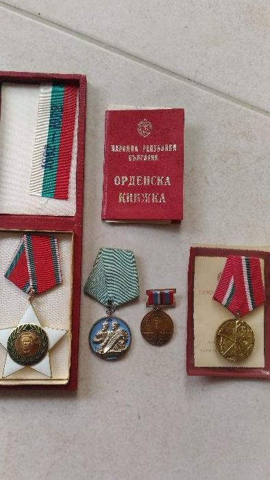 Старини автентични ордени