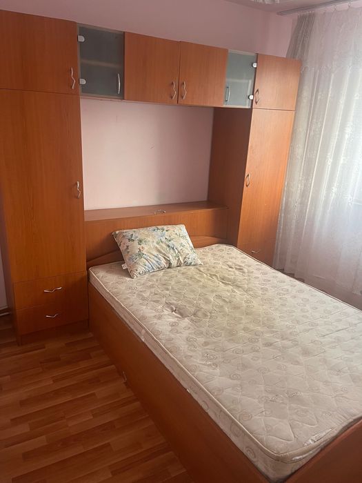Închiriez cameră Rond Dacia