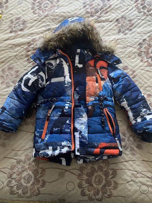 Продам комбинезон на мальчика.