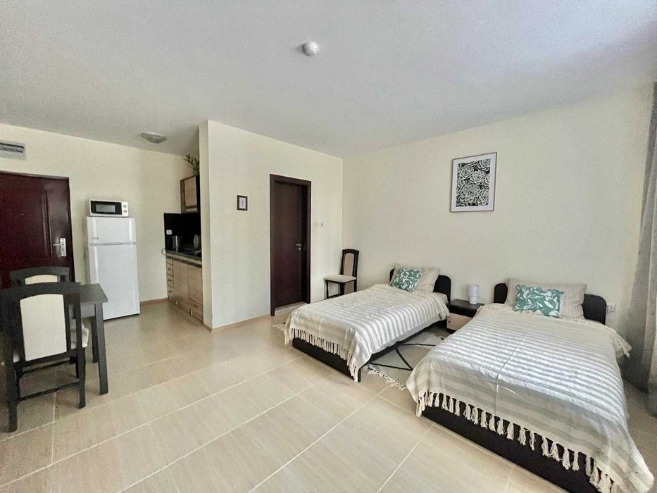 Дава се под наем Едностаен апартамент в Несебър - 40 кв.м за 700 € - Снимка #1