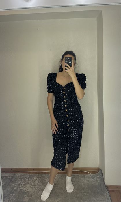 Женская одежда.