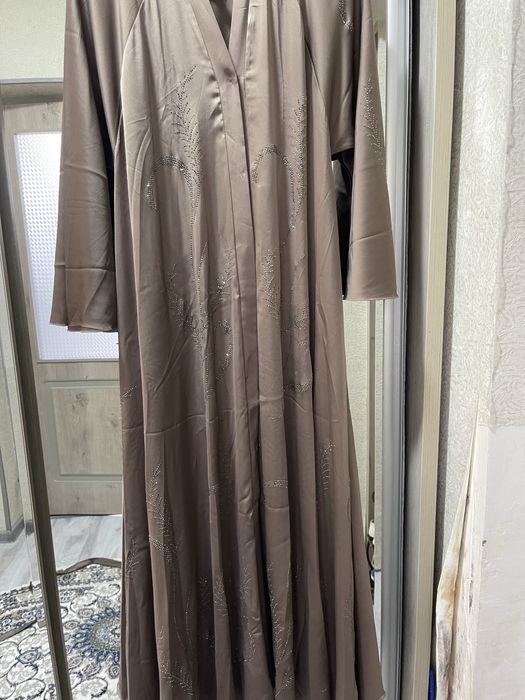 Abaya Dubay onalarimiz uchun