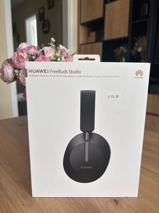 HUAWEI FreeBuds Studio – премиум безжични over-ear слушалки с активно шумопотискане