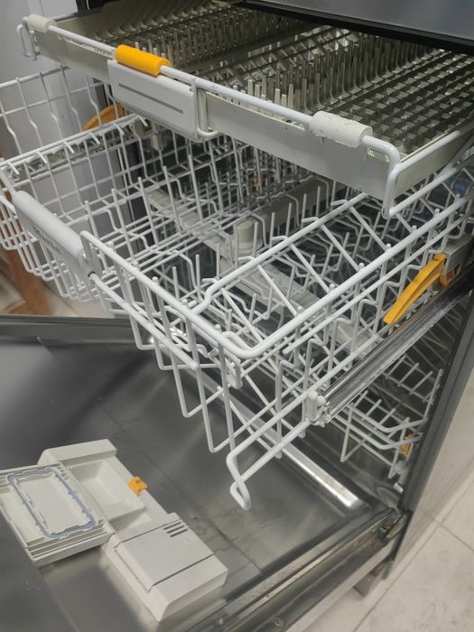 самостояща съдомиялна миеле хит цена