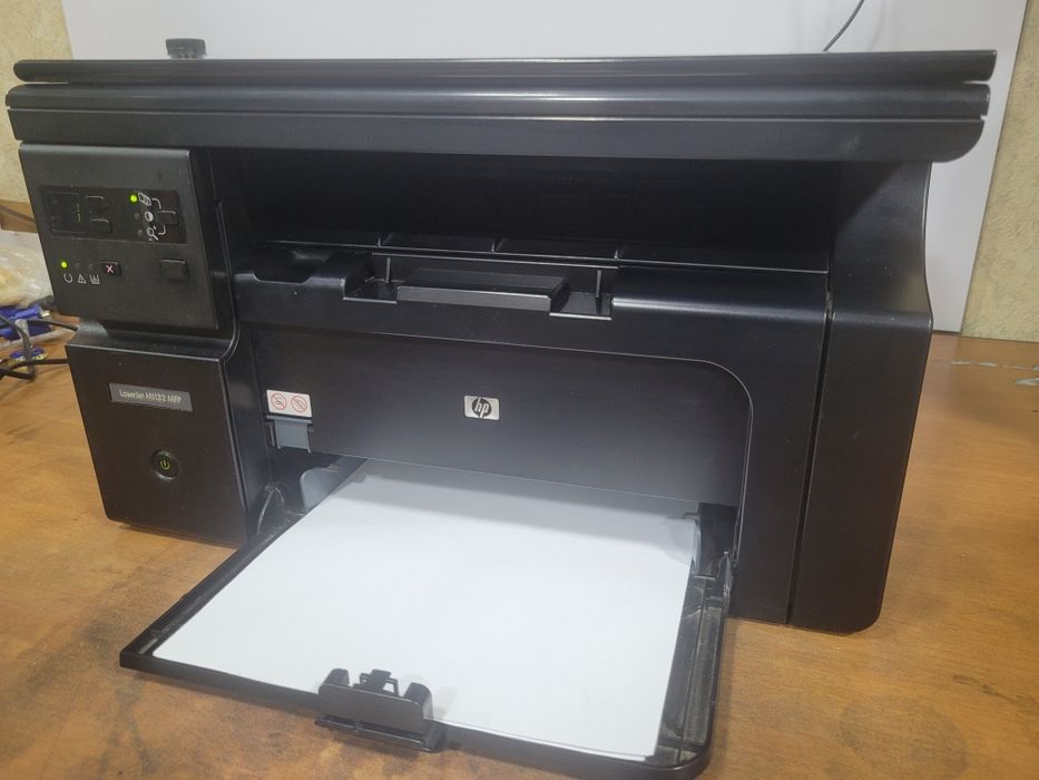 Продам МФУ HP M1132 ,3в1, сканер, принтер