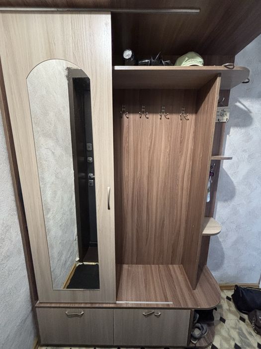 Продаетс прихожка