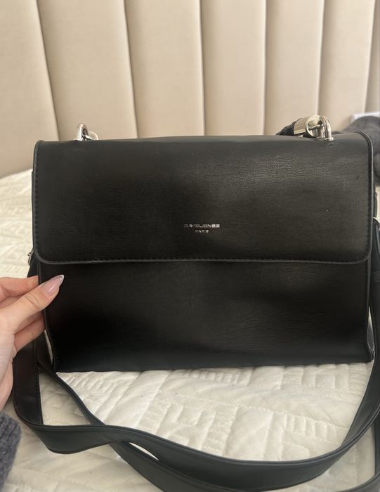 Женская сумка черная